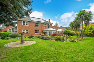 Rear- click for photo gallery